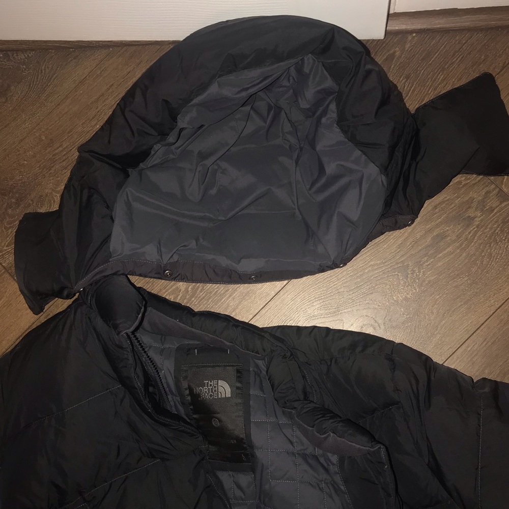 LAST CHANCE! NEW The North Face Women’s Cryo Parka - Picture 4 of 8